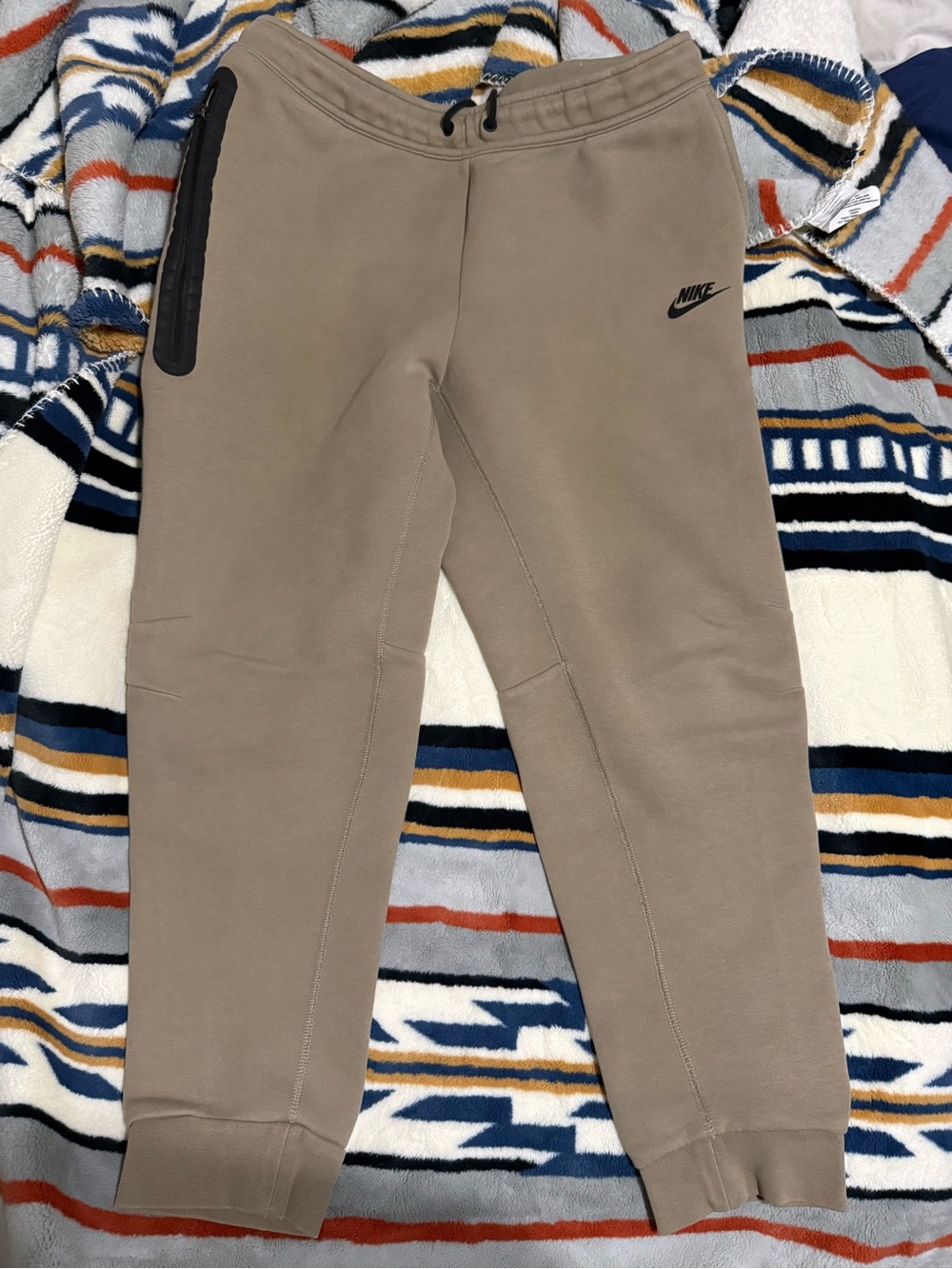 Nike Boys' sportswear fleece tech Tan Jogger Sweatpants xl+